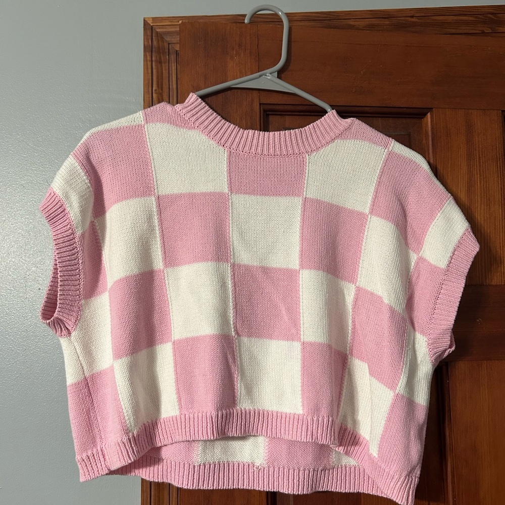 Altar'd State Pink and White Checkered Crew Neck Sweater